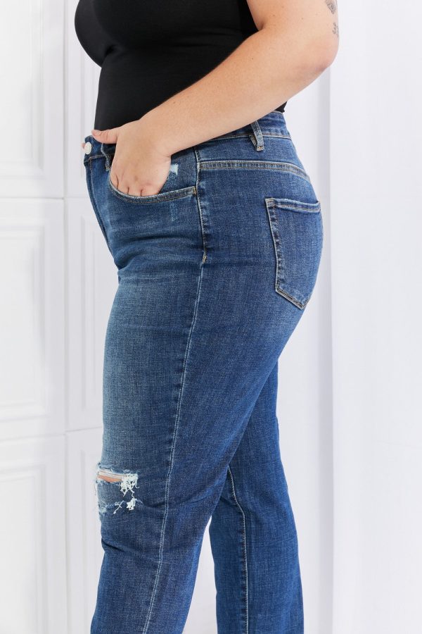 Vervet by Flying Monkey Full Size Distressed Cropped Jeans with Pockets - Image 5