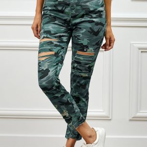 Baeful Distressed Camouflage Jeans