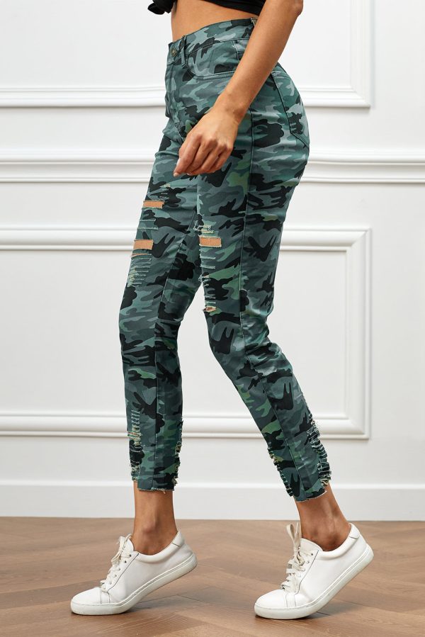 Baeful Distressed Camouflage Jeans - Image 3
