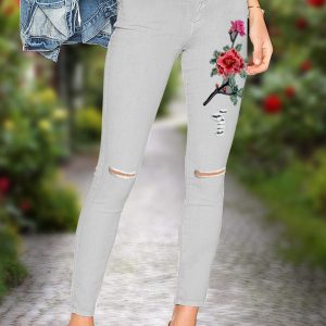 Flower Embroidery Cutout Jeans