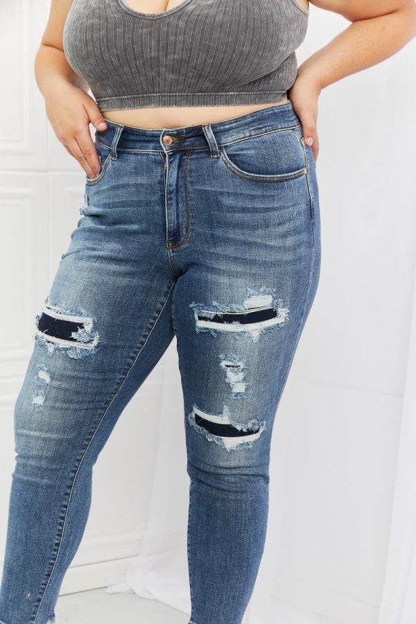 Judy Blue Dahlia Full Size Distressed Patch Jeans - Image 4