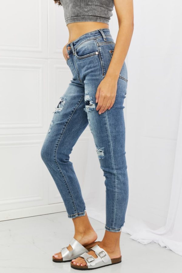 Judy Blue Dahlia Full Size Distressed Patch Jeans - Image 5