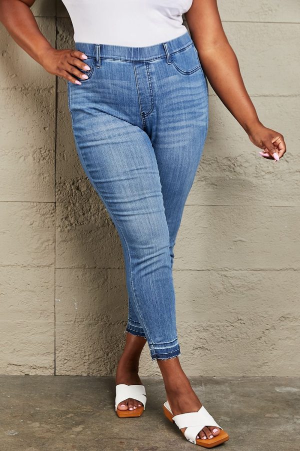 Judy Blue Janavie Full Size High Waisted Pull On Skinny Jeans - Image 3