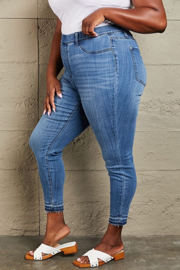Judy Blue Janavie Full Size High Waisted Pull On Skinny Jeans - Image 4